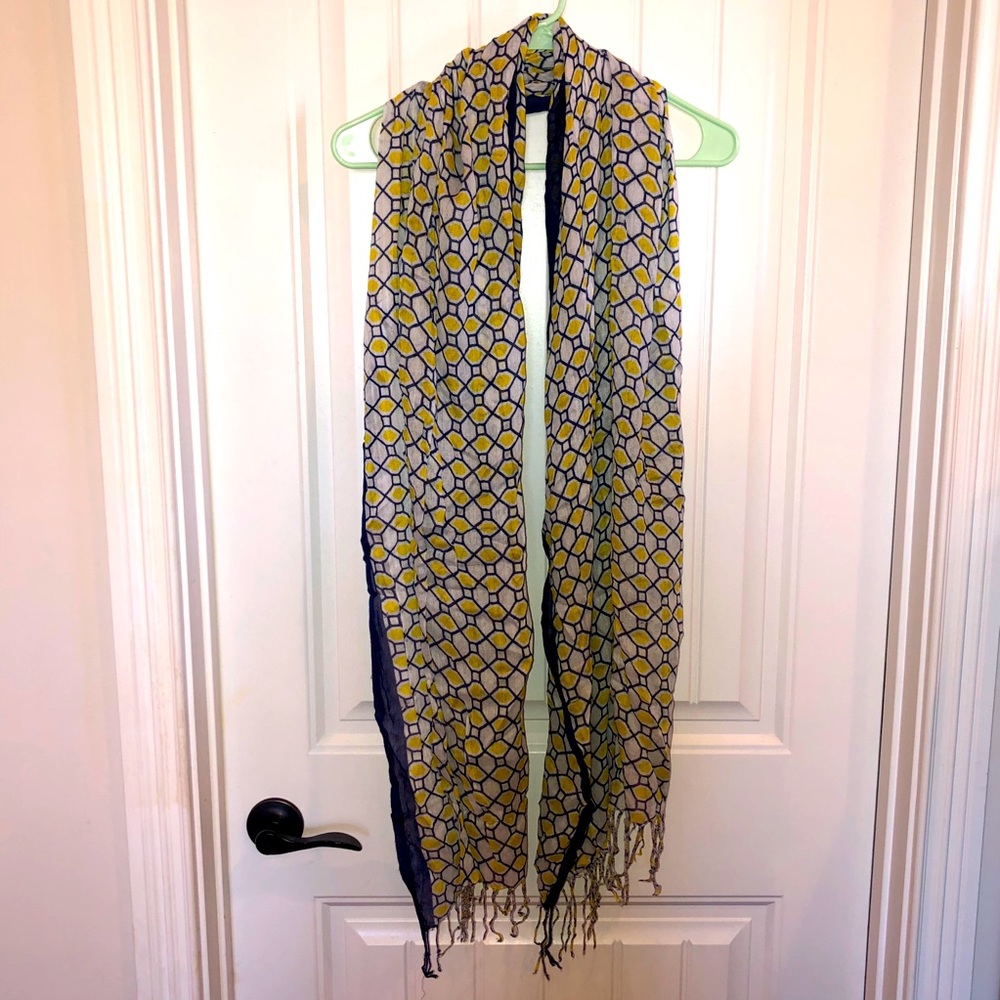 Wrap around scarf